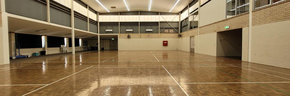 Thornlie Community Centre - sports hall 2