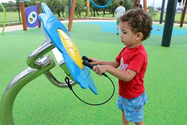 Sutherlands Park All Abilities Playground1
