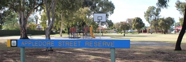 appledore_street_reserve.jpg