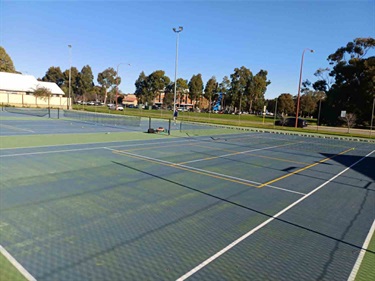 Gosnells-tennis3.jpeg