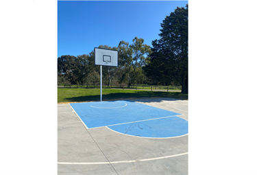 Basketball half court