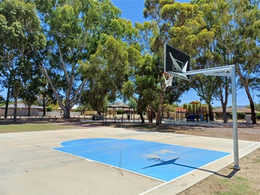 Carabeen-Park-basketball-ring.jpg