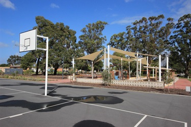 Holling Park4