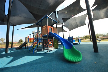 Thornlie-Park-All-Abilities-Playground5.jpg