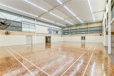 Homestead-Park-Centre-Interior-Sports-Court-2.jpg