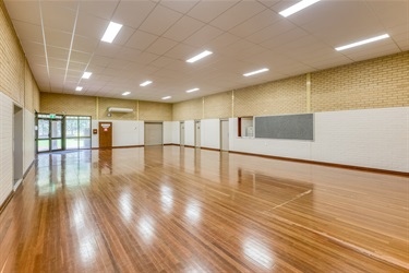 Maddingtion-Community-Centre-Interior-Lesser-Hall-1.jpg