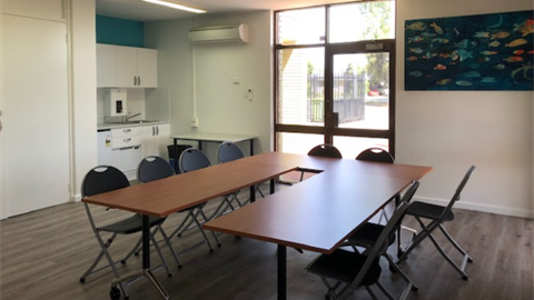 Thornlie Library Meeting Room.png