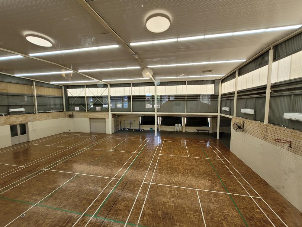 Thornlie Community Centre sports hall