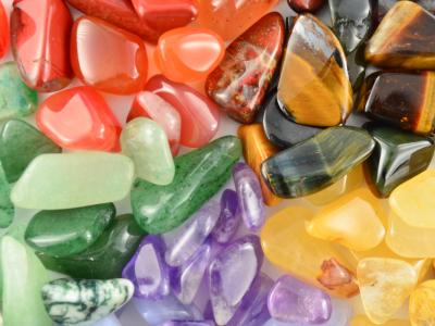 assorted coloured gemstones
