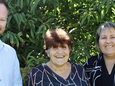 Neighbour of the Year Rose Barnes (centre) with Mayor Terresa Lynes (right) and Deputy Mayor Adam Hort (left)