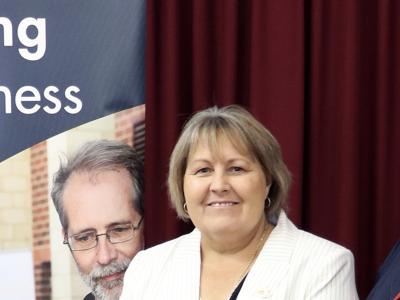 City of Gosnells Mayor Terresa Lynes with Managing Director of Majic Personalisation Mike Carter, photographed at this week’s Business in Gosnells BiG Breakfast. 